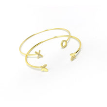 Load image into Gallery viewer, Gold Charm Cuff