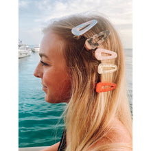 Load image into Gallery viewer, Pink Sands Clip